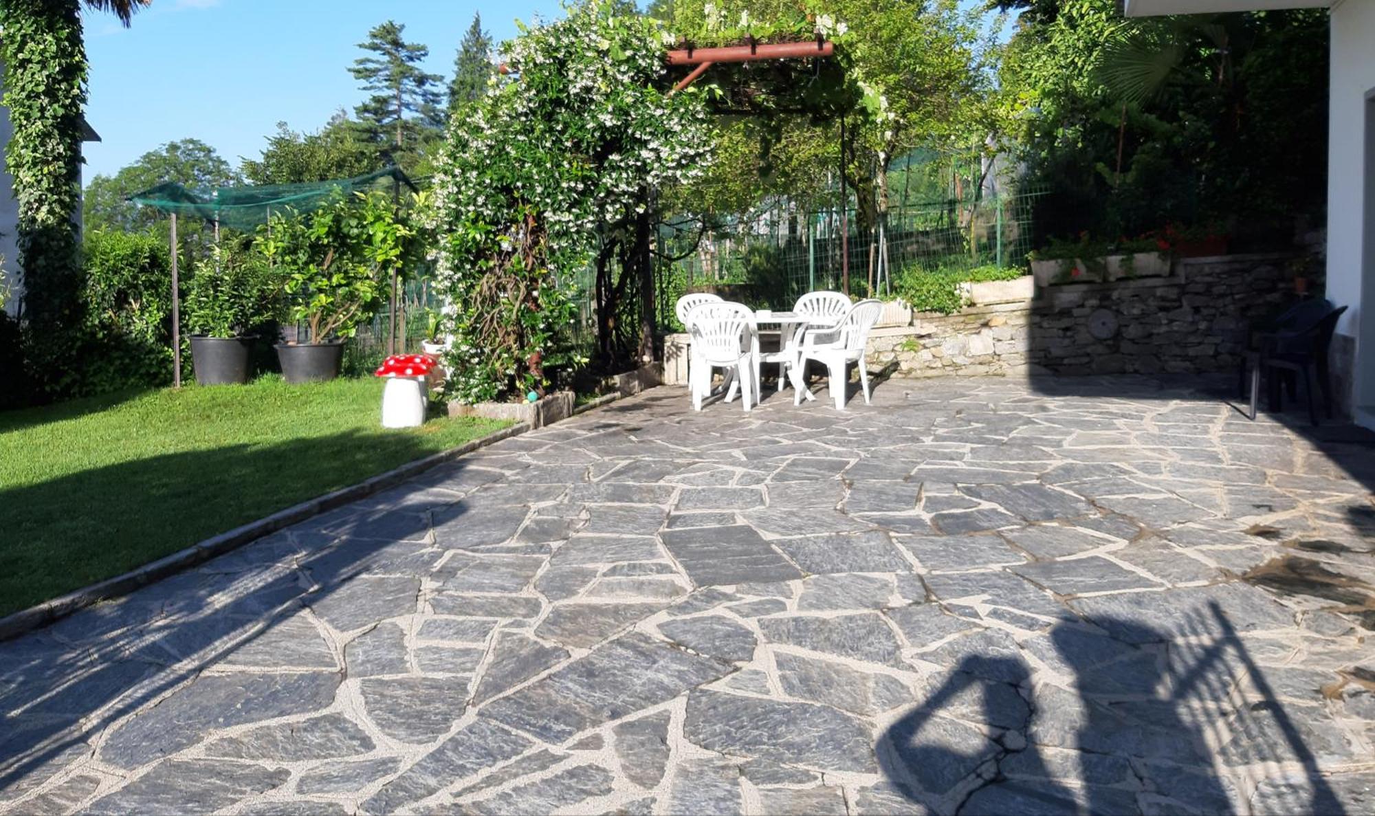 Villa Casa Fontana Rossa à Arizzano Extérieur photo